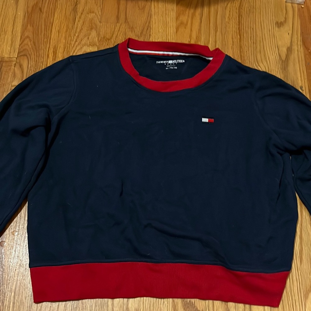 Tommy Hilfiger Cropped Sweater
